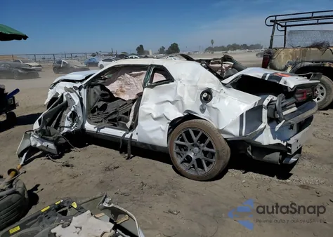 2016 Dodge Challenger R/T Scat Pack из США, поврежденный, VIN 2C3CDZFJ1GH353752